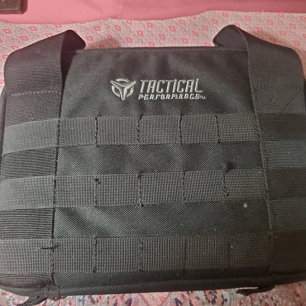 Black Gun Holding Bag Last Xhance Final Price Price Firm